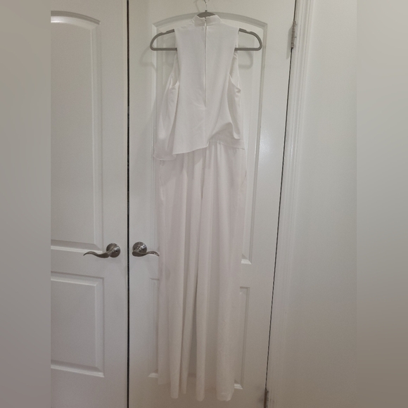 16. NWT HALSTON SLEEVELESS COWL NECK DRAPPED JUMPSUIT SIZE 2 - Picture 9 of 13